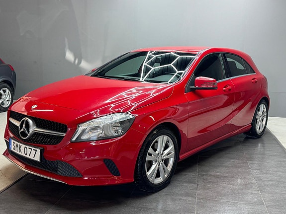 Mercedes-Benz A180 3 of 5
