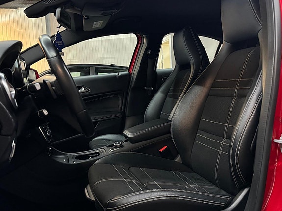 Mercedes-Benz A180 15 of 16