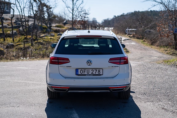 Volkswagen Passat Alltrack 5 of 6