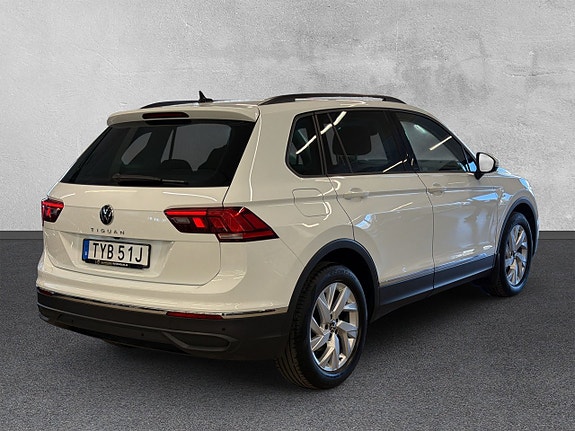 Volkswagen Tiguan 5 of 5