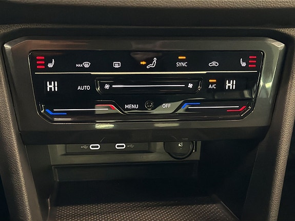 Volkswagen Tiguan 21 of 25