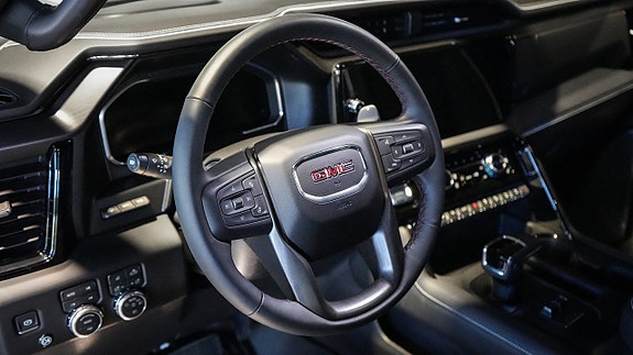 GMC Sierra 21 of 30