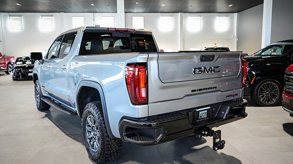 GMC Sierra 3 of 30
