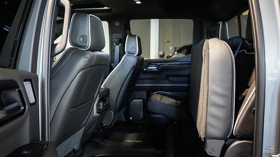 GMC Sierra 18 of 30