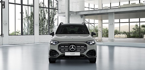 Mercedes-Benz GLB350 8 of 16