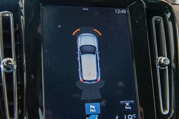 Volvo XC40 16 of 25