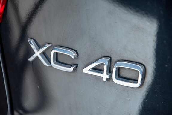 Volvo XC40 24 of 25