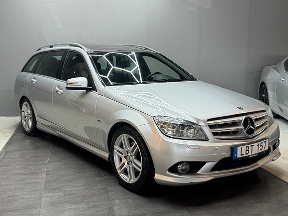 Mercedes-Benz C180 2 of 5