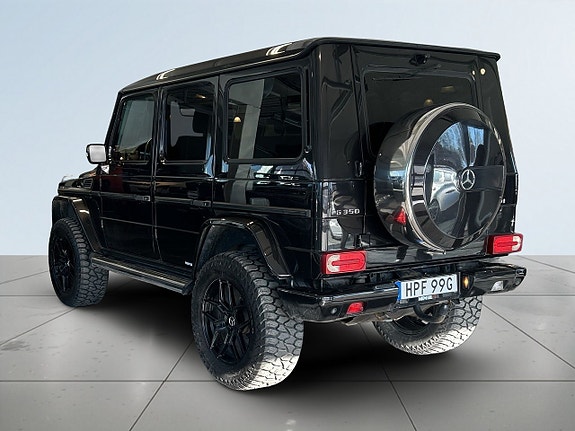 Mercedes-Benz G350 5 of 5
