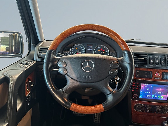 Mercedes-Benz G350 9 of 27