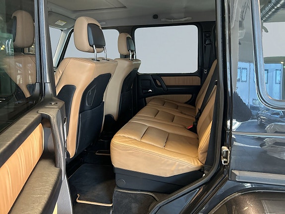 Mercedes-Benz G350 13 of 27