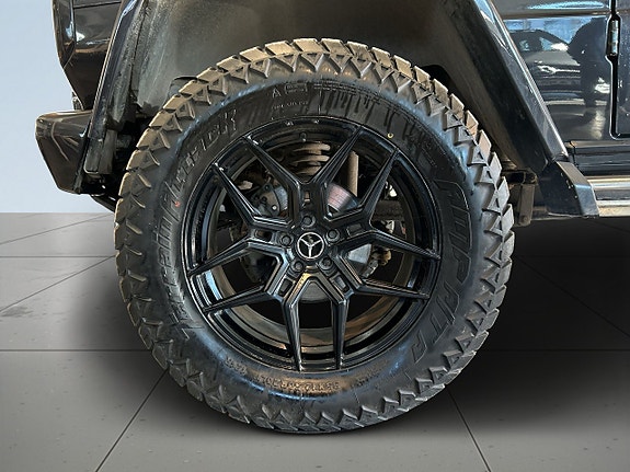 Mercedes-Benz G350 14 of 27