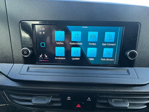 Volkswagen Caddy 10 of 12