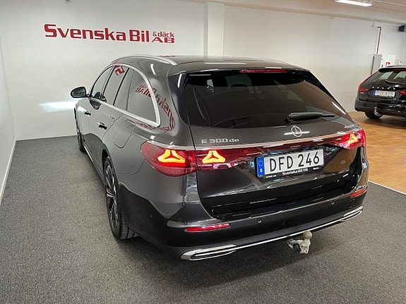 Mercedes-Benz E300 de 9 of 23
