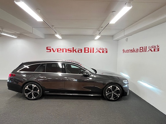 Mercedes-Benz E300 de 7 of 23