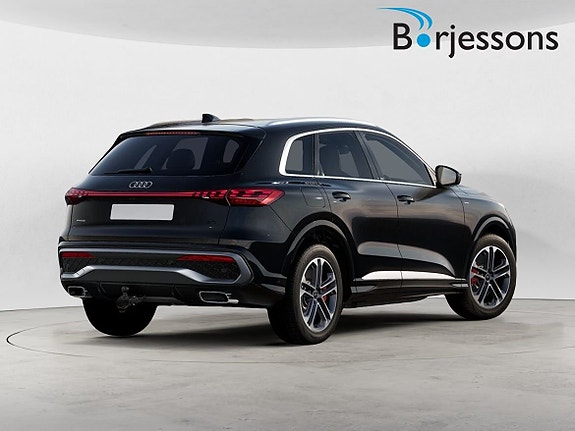 Audi Q5 3 of 5