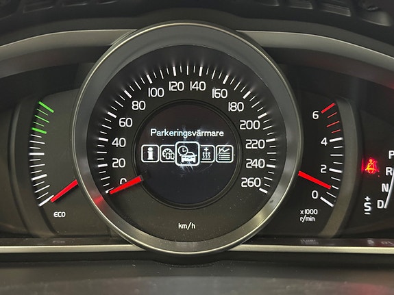 Volvo V40 14 of 15
