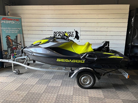 Sea-Doo 230 GTR -21