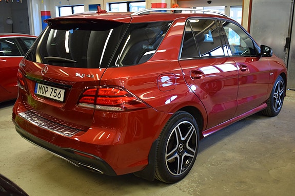 Mercedes-Benz GLE43 5 of 25
