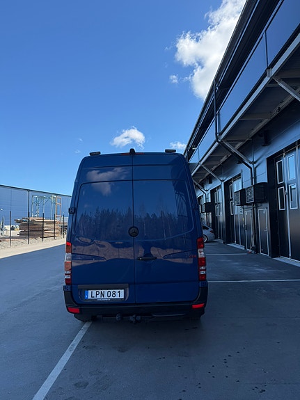 Mercedes-Benz Sprinter 316 4 of 5