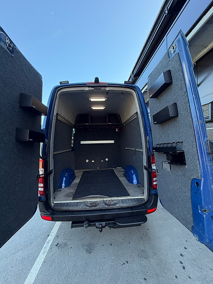 Mercedes-Benz Sprinter 316 14 of 14