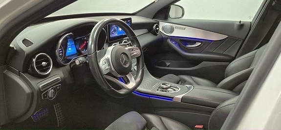 Mercedes-Benz C300 10 of 18
