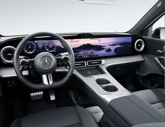 Mercedes-Benz GLC400 2 of 2