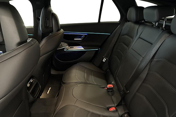 Mercedes-Benz E300 de 10 of 13