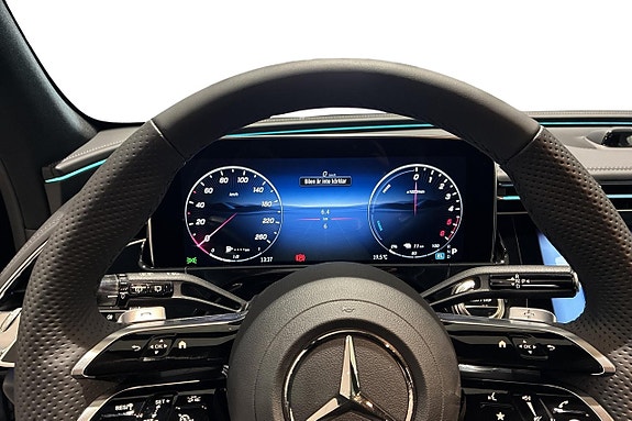Mercedes-Benz E300 de 7 of 13