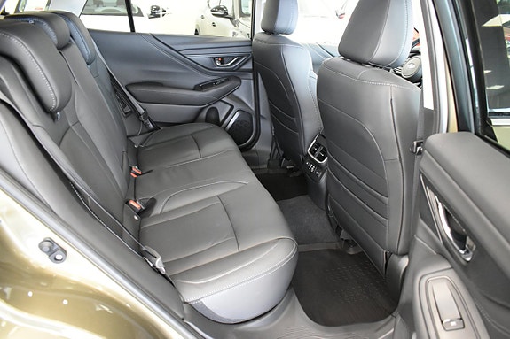 Subaru Outback 8 of 22