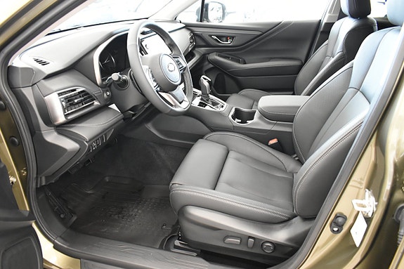 Subaru Outback 12 of 22