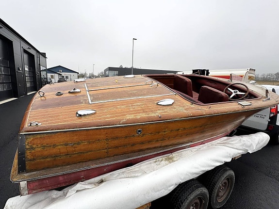 Chris Craft 17 fot - En härlig klenod! 11 of 12