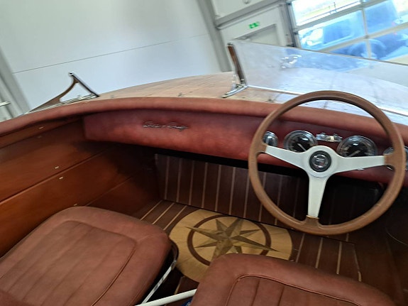 Chris Craft 17 fot - En härlig klenod!