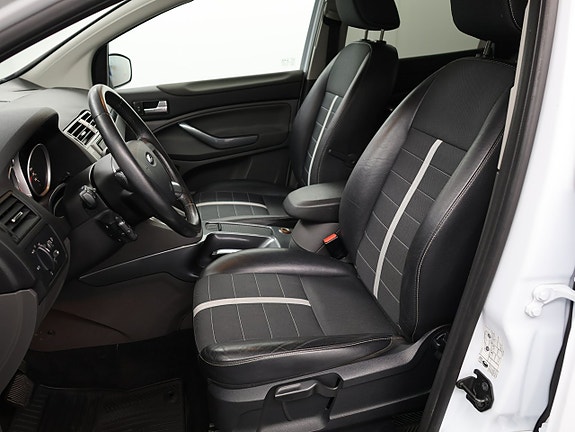 Ford Kuga 13 of 23