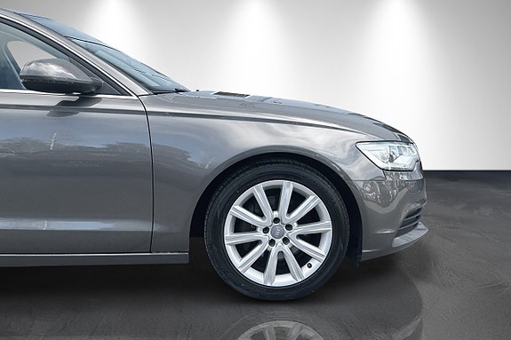 Audi A6 4 of 5