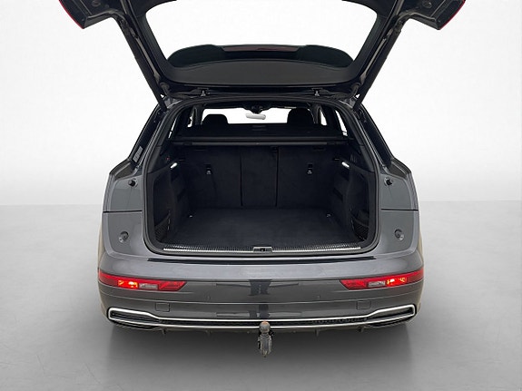 Audi Q5 8 of 30