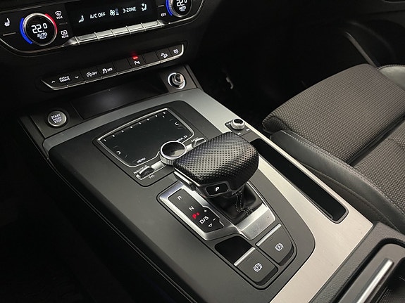 Audi Q5 26 of 30