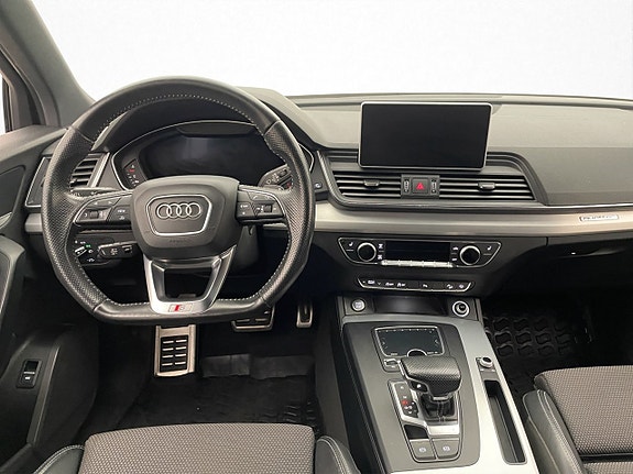 Audi Q5 17 of 30