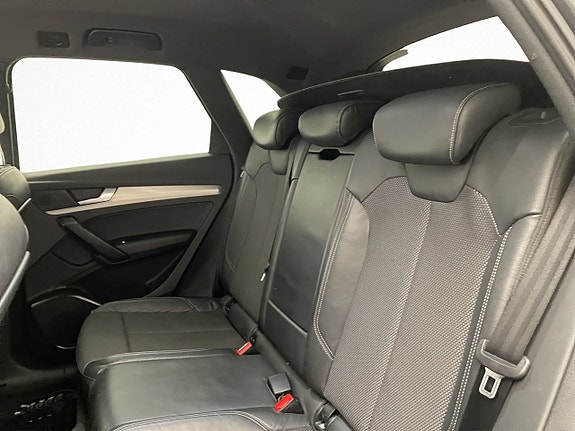 Audi Q5 16 of 30