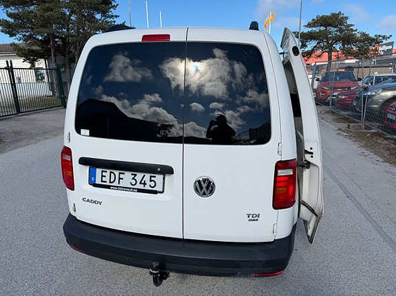Volkswagen Caddy 9 of 22