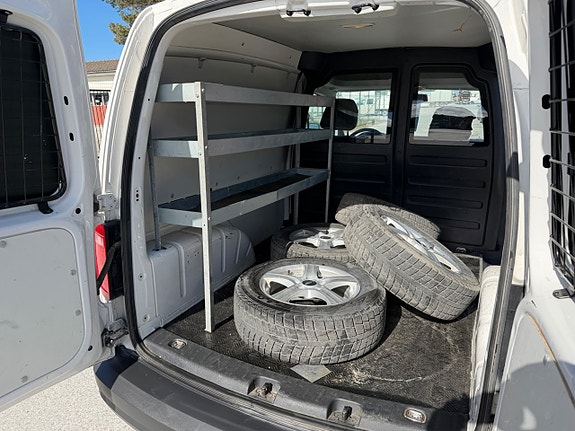 Volkswagen Caddy 17 of 22
