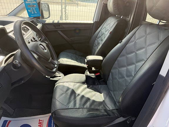 Volkswagen Caddy 13 of 22