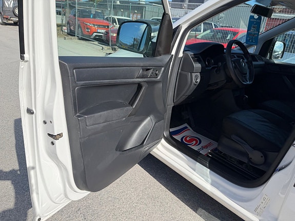 Volkswagen Caddy 16 of 22
