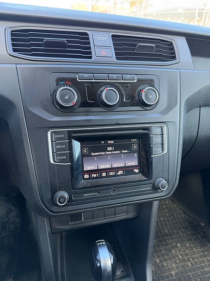 Volkswagen Caddy 15 of 22