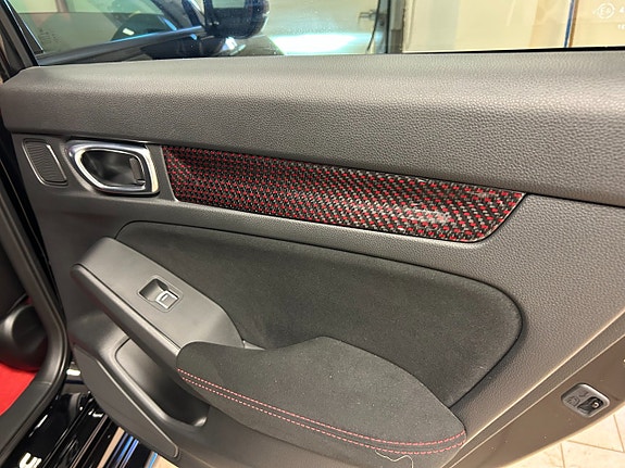 Honda Civic 19 of 30