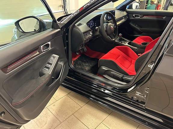 Honda Civic 25 of 30