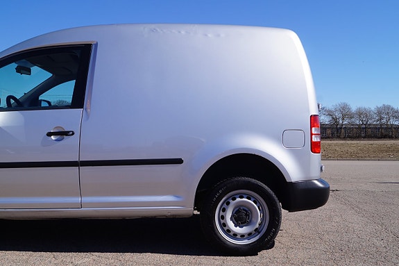 Volkswagen Caddy 13 of 27