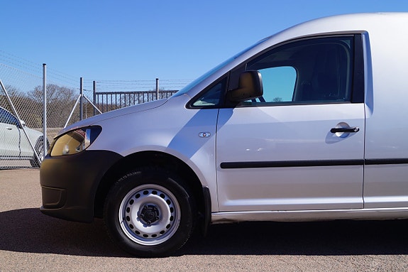 Volkswagen Caddy 12 of 27