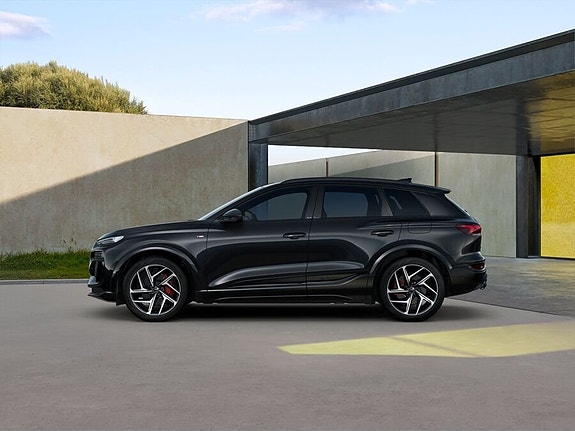Audi Q6 e-tron 5 of 5
