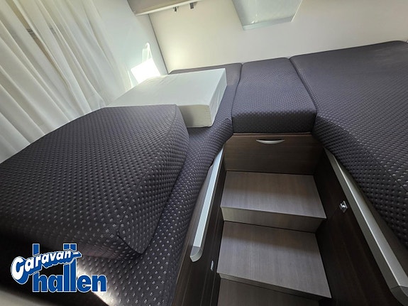 Adria Coral SUPREME 670SL 14 of 15